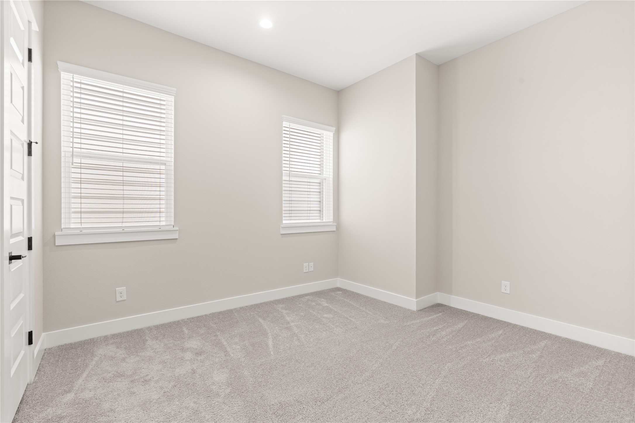 5925 Wheatley Lane Property Photo 24