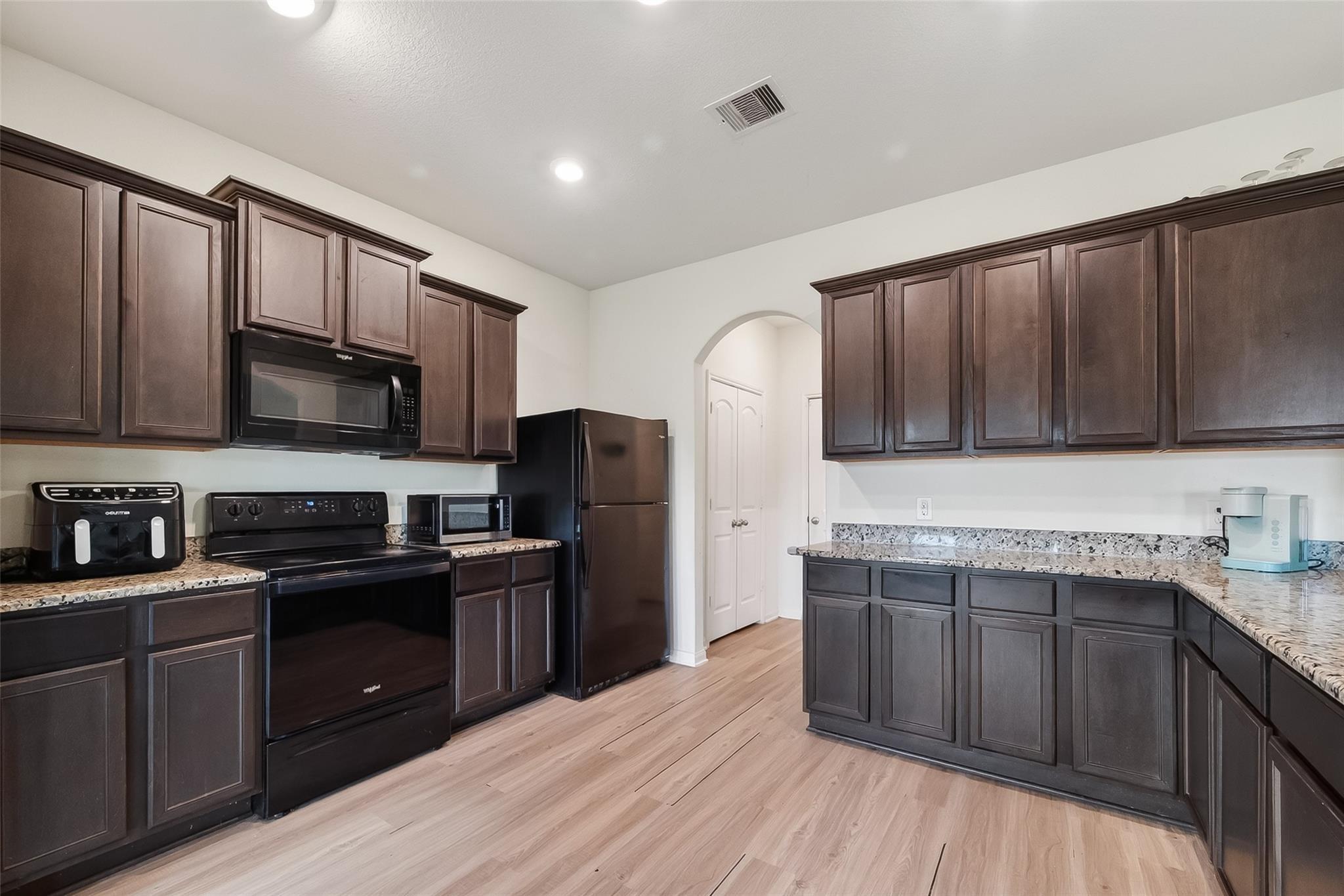 15311 Crescent Brookfield Drive Property Photo 5