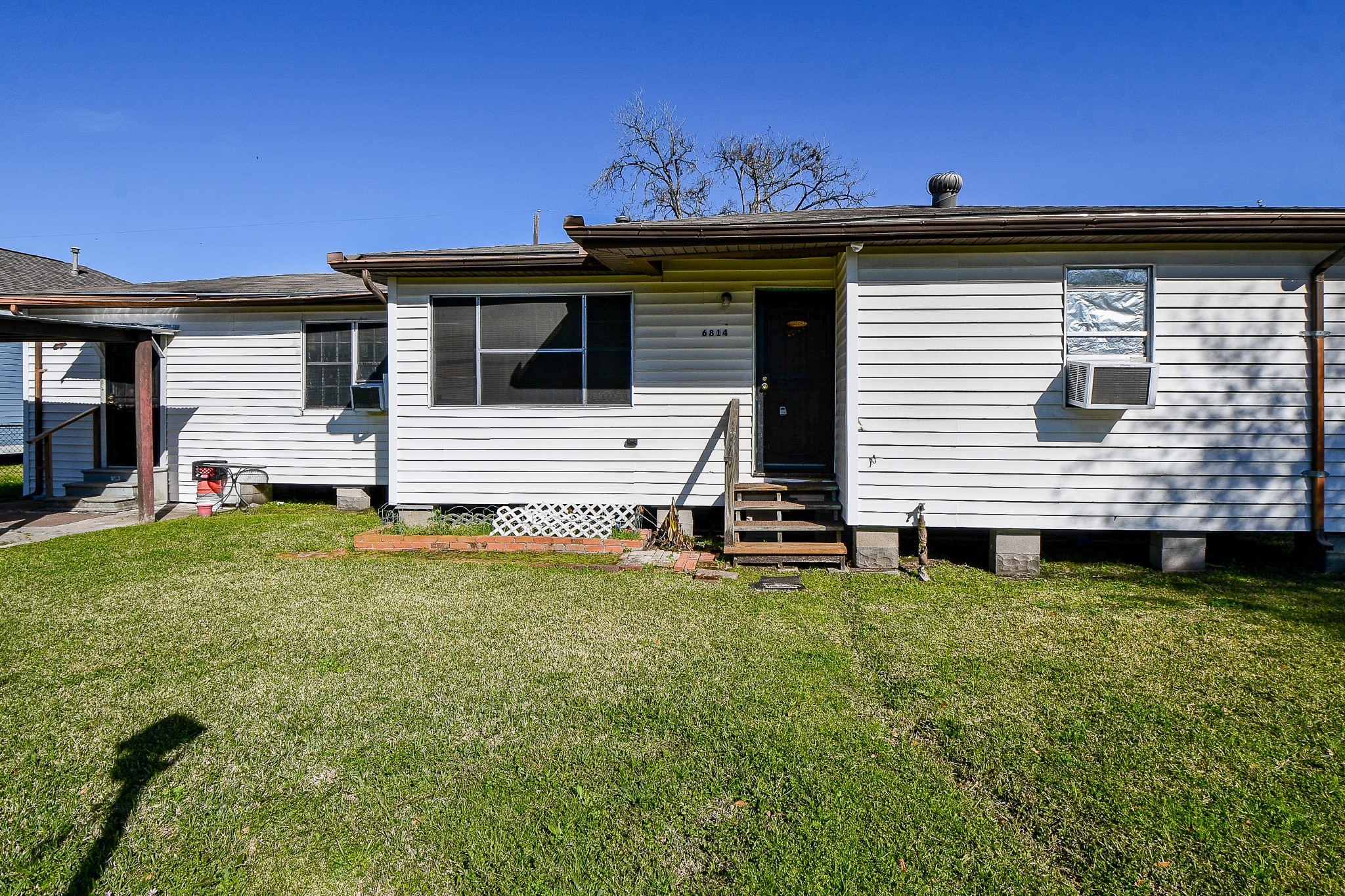 6814 Covington Drive Property Photo 6