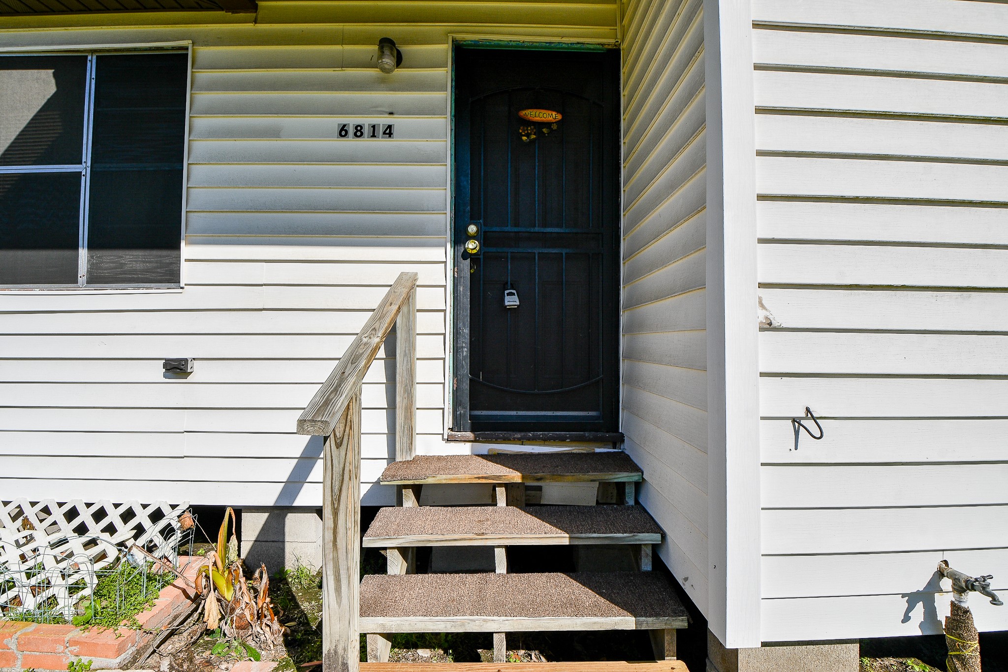 6814 Covington Drive Property Photo 7