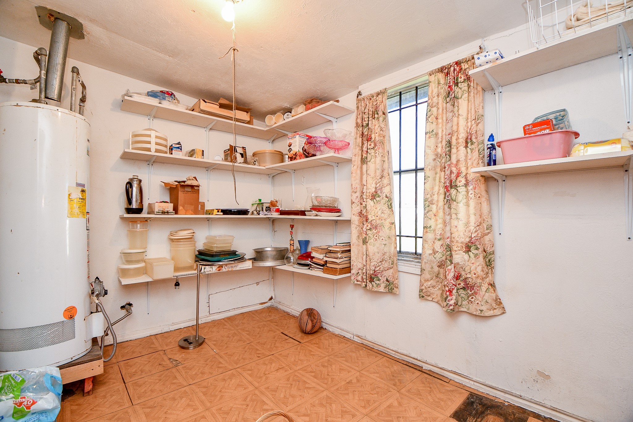 6814 Covington Drive Property Photo 23