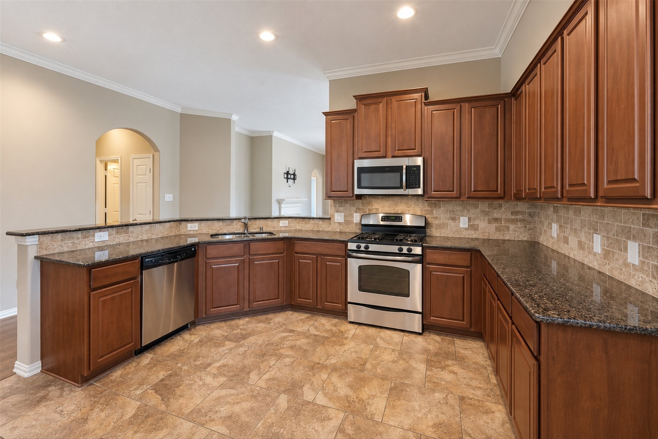 42 Black Swan Court Property Photo 14