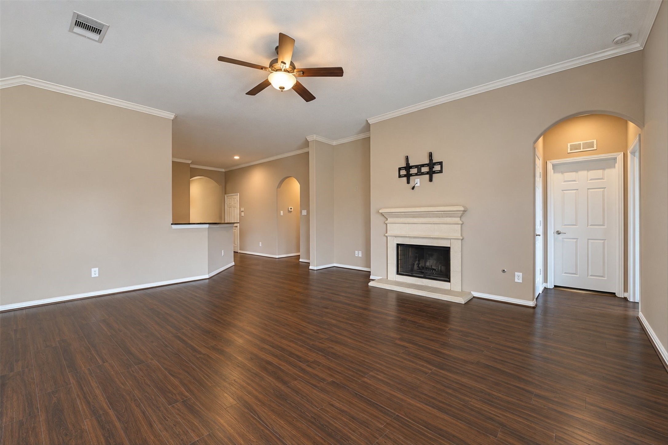 42 Black Swan Court Property Photo 17