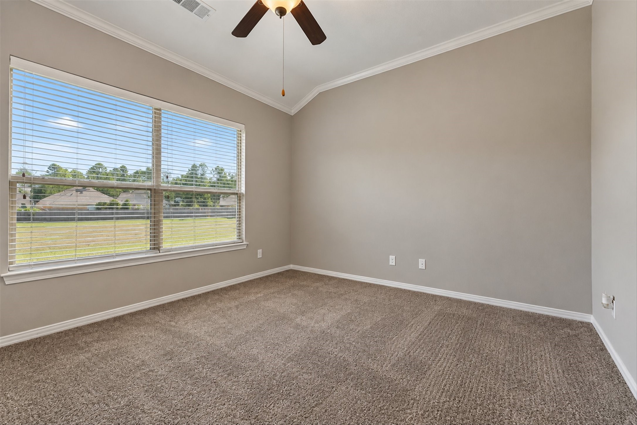 42 Black Swan Court Property Photo 23