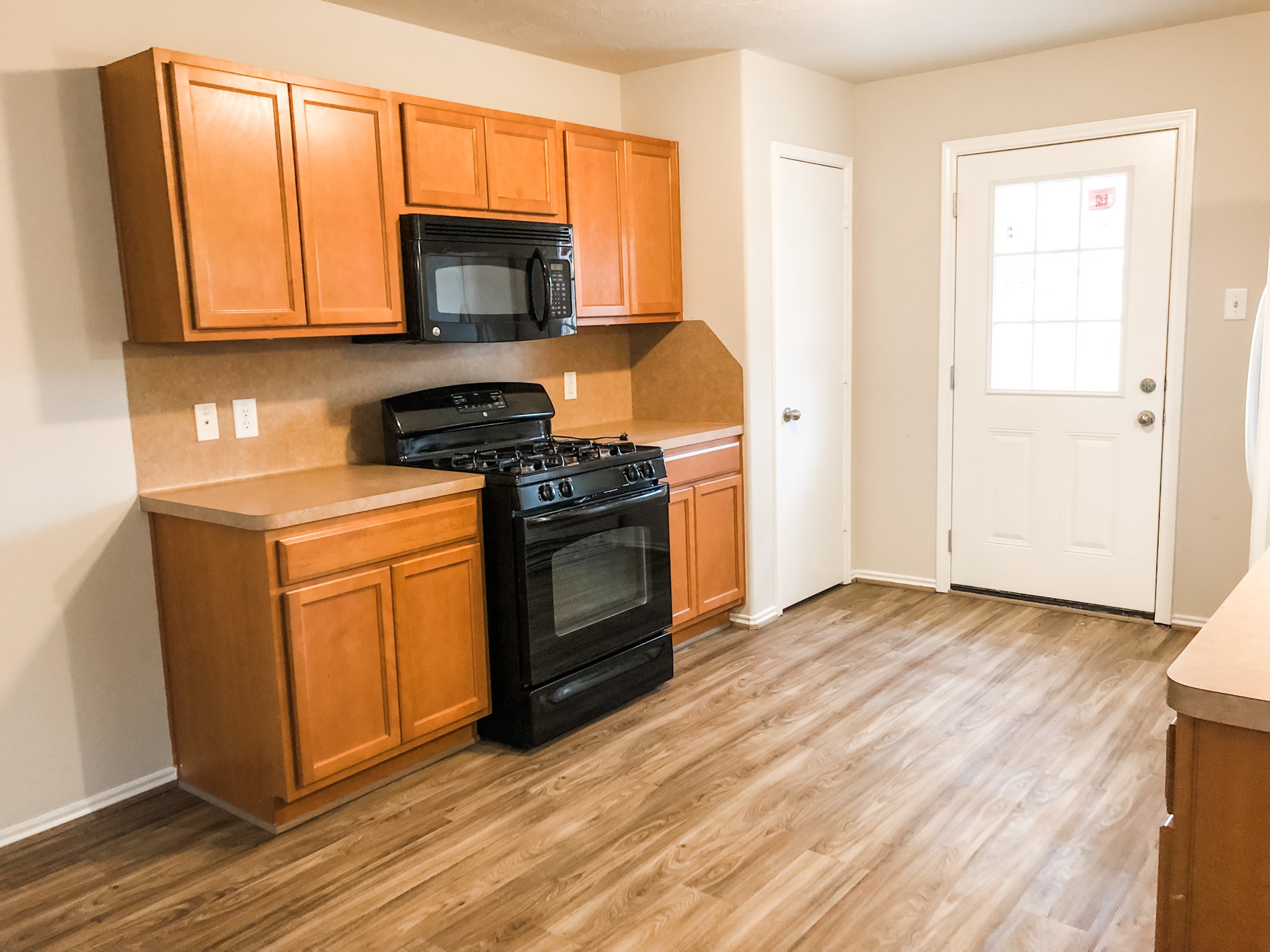 33126 Cottonwood Bend Property Photo 6