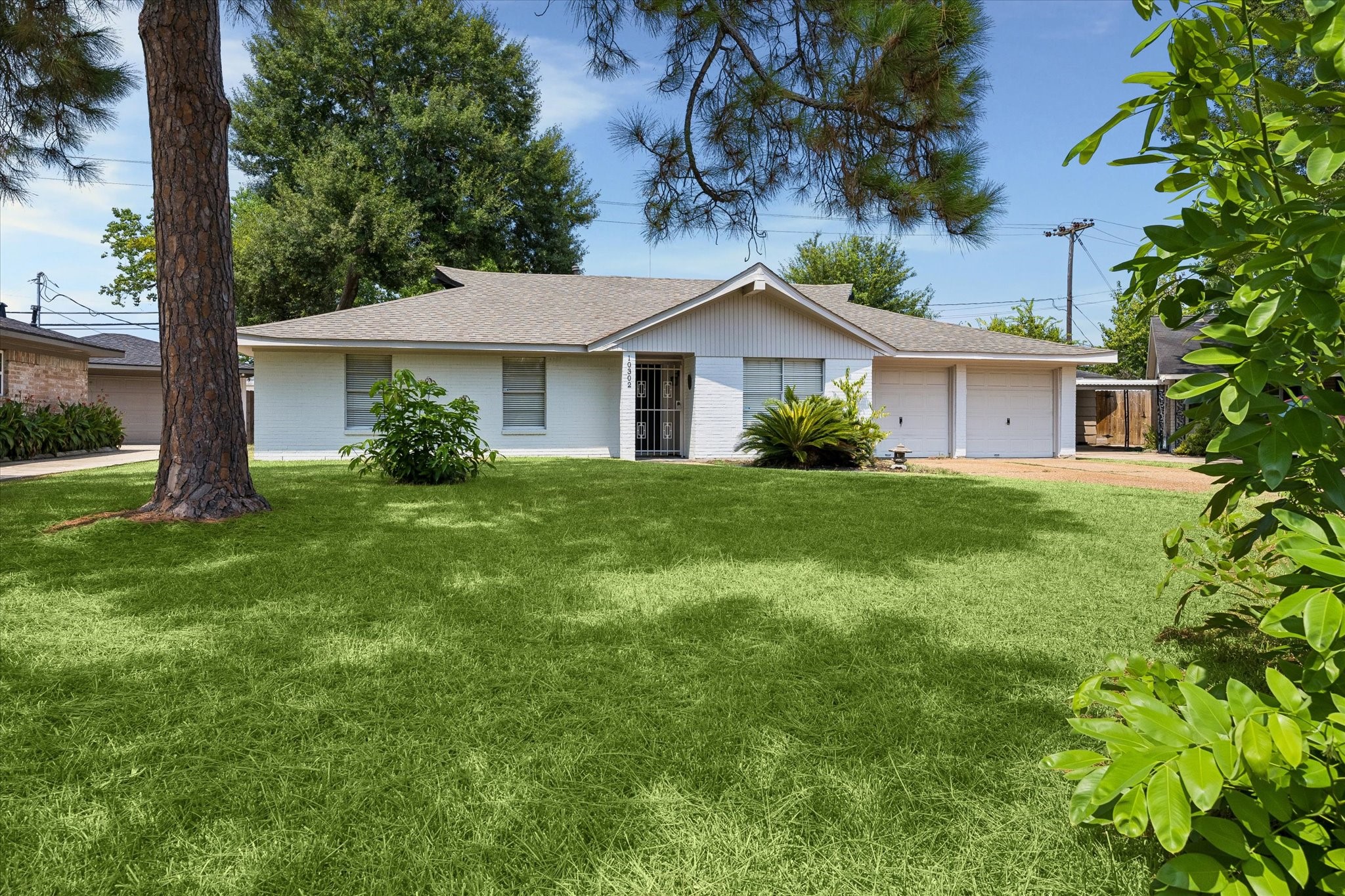 10302 Willowisp Drive Property Photo 1