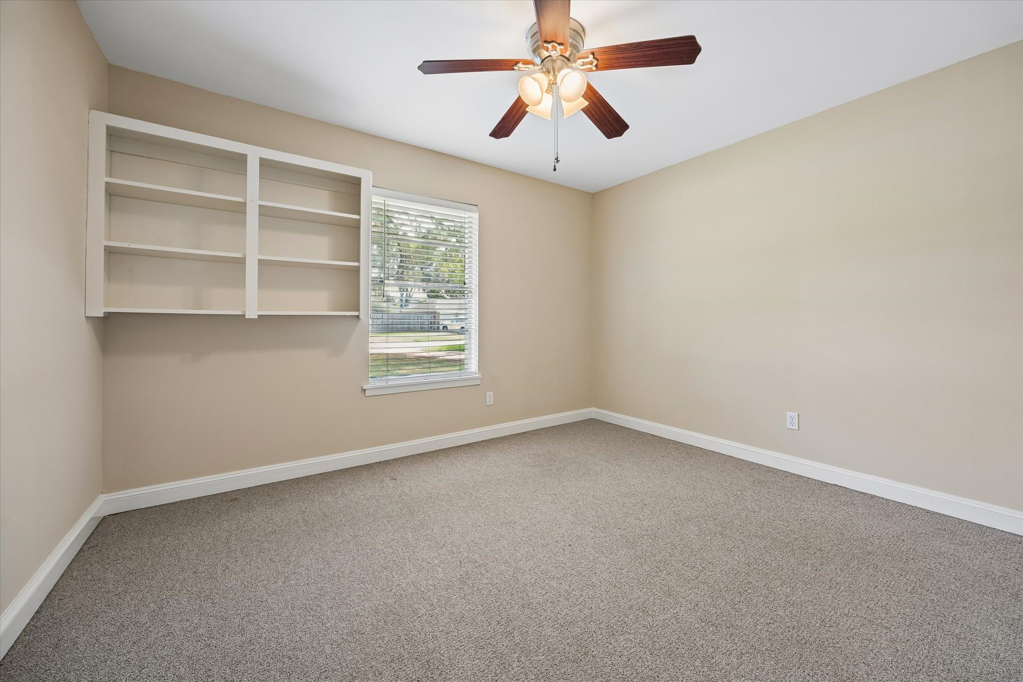 10302 Willowisp Drive Property Photo 10