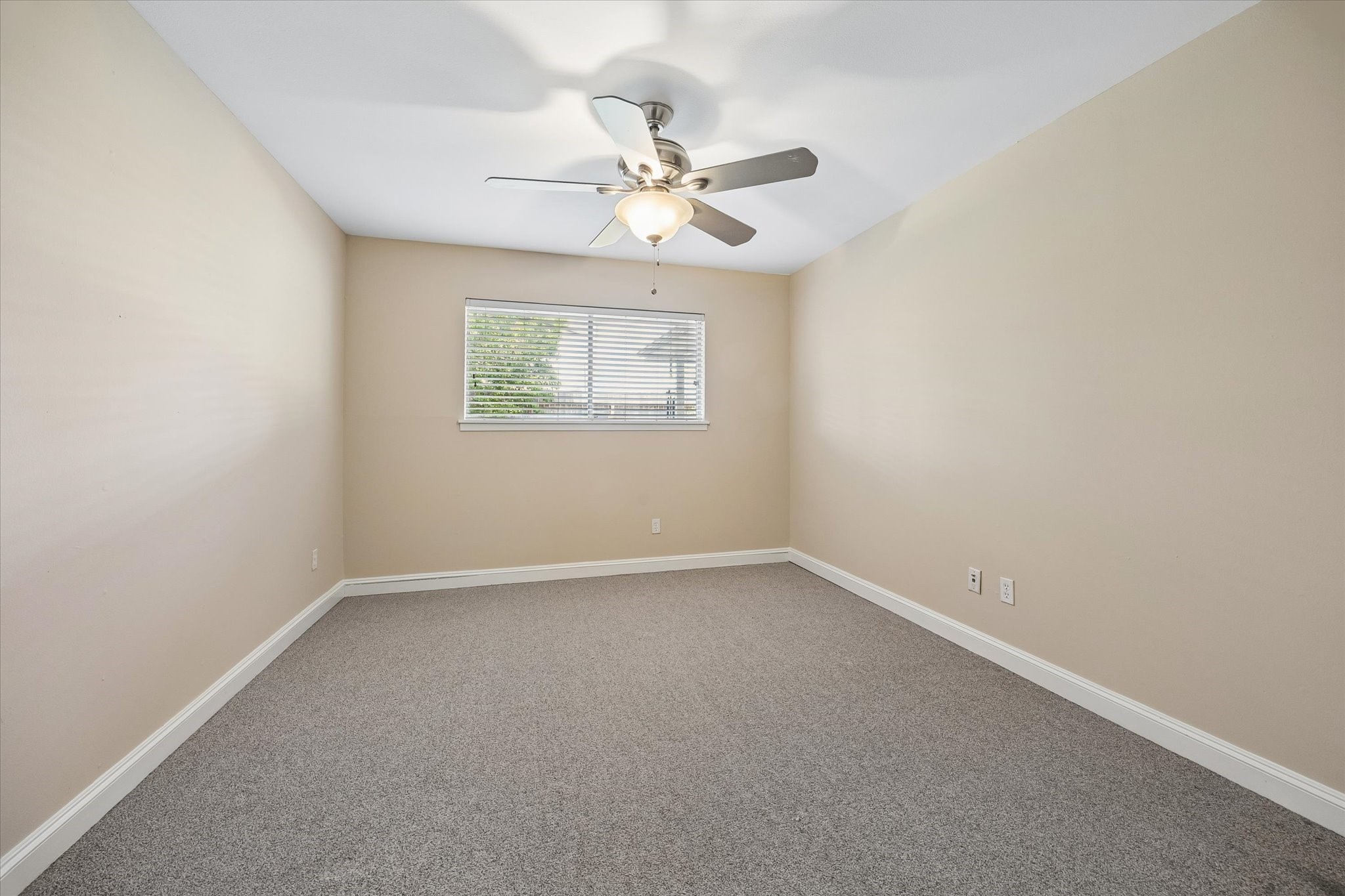 10302 Willowisp Drive Property Photo 11
