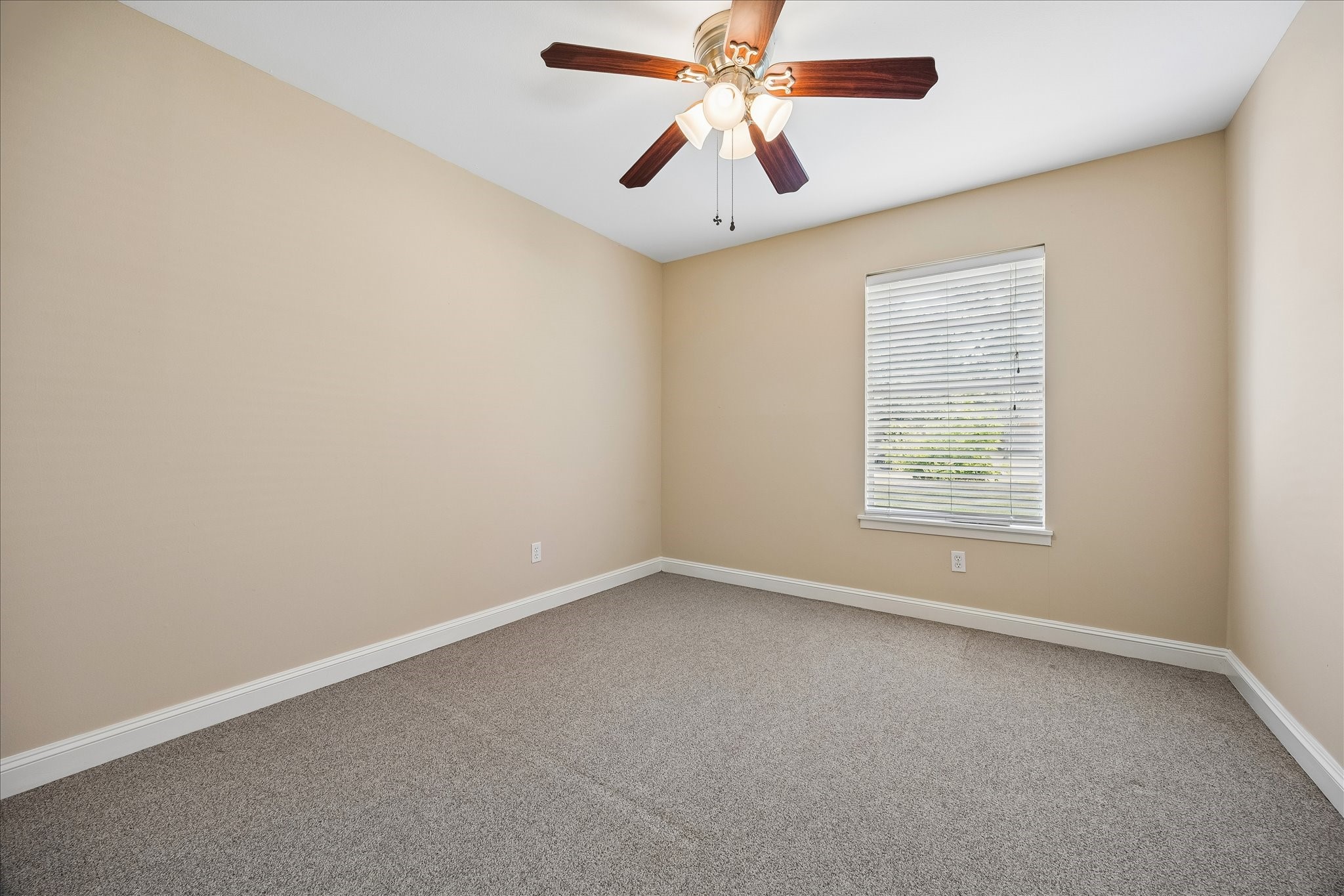 10302 Willowisp Drive Property Photo 12