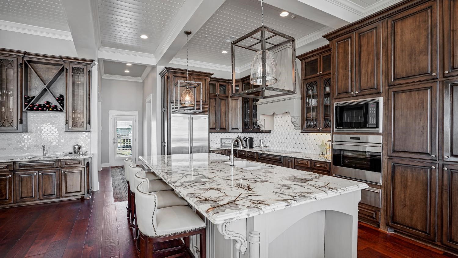 3450 Smiths Point Property Photo 9