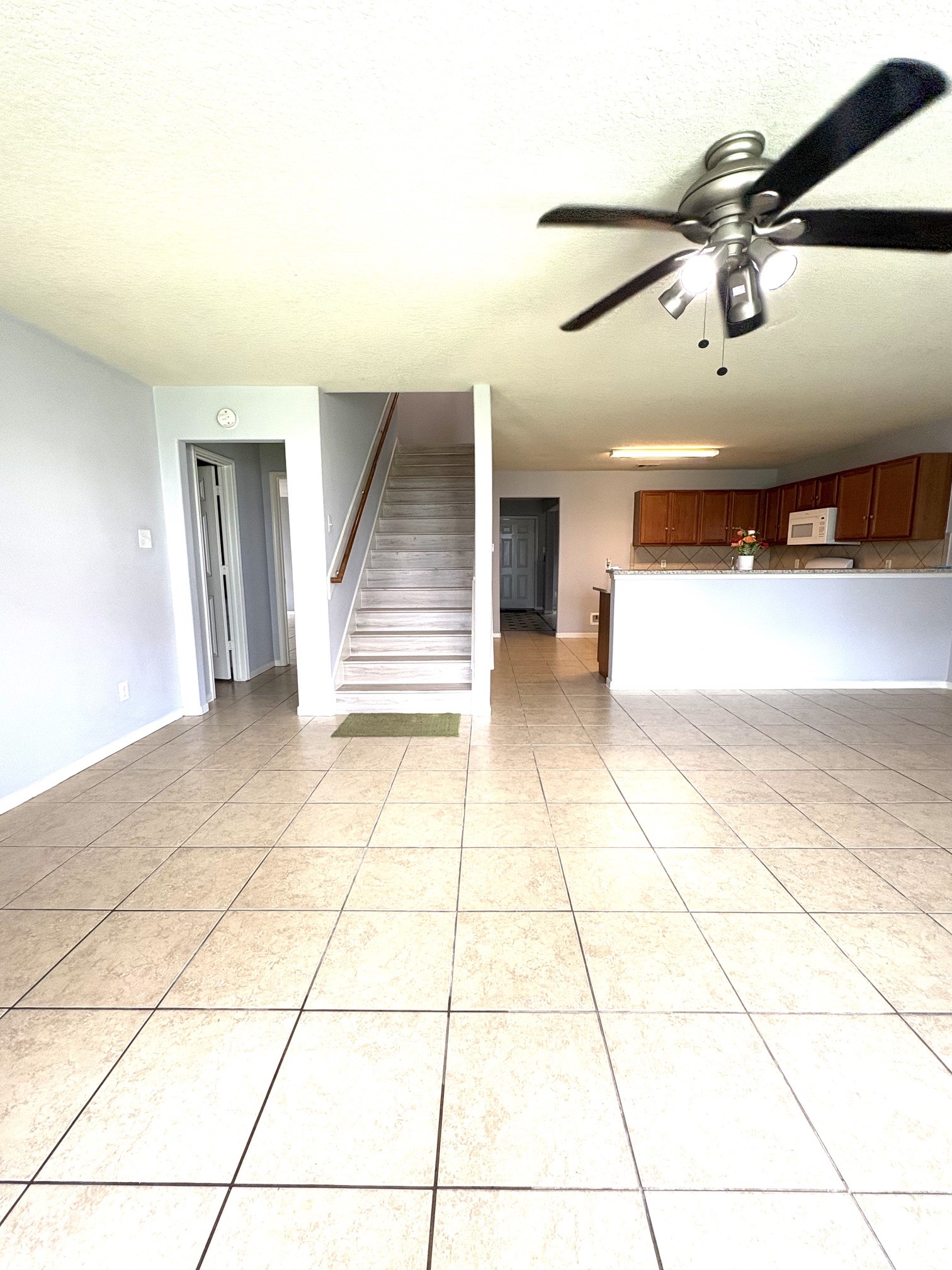 18439 Ranch View Trail Property Photo 7