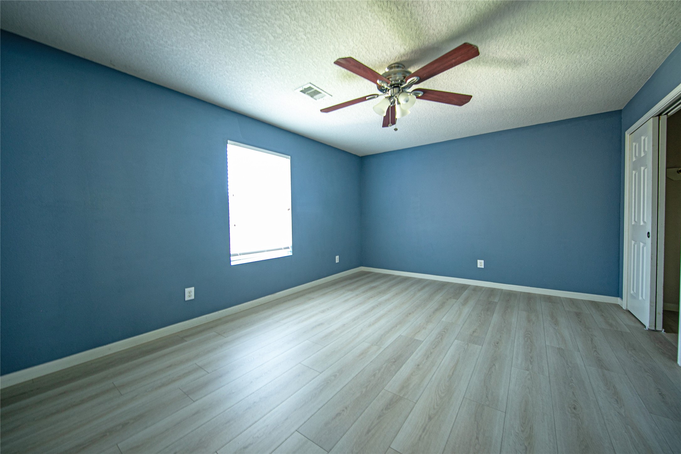 18439 Ranch View Trail Property Photo 23