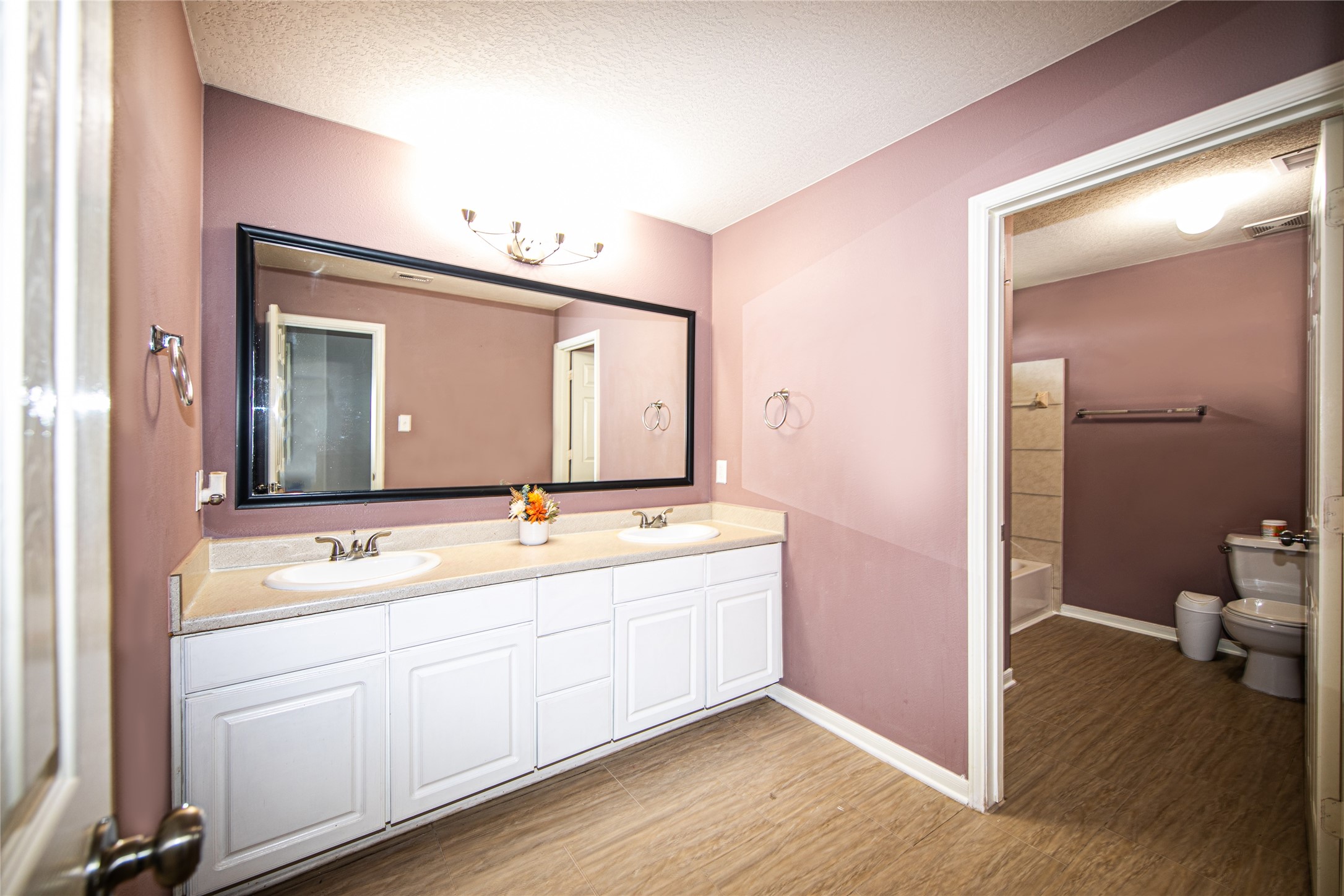 18439 Ranch View Trail Property Photo 26