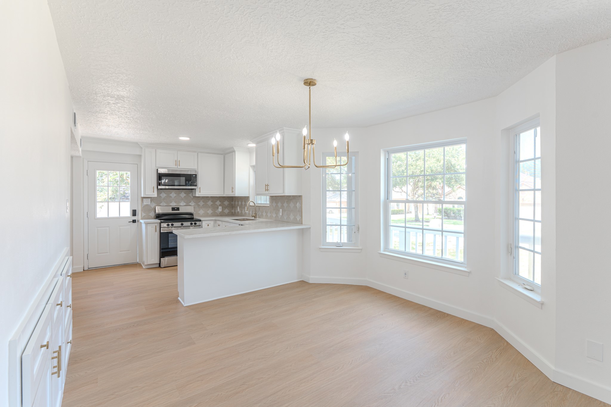 7083 Gentle Breeze Drive Property Photo 17