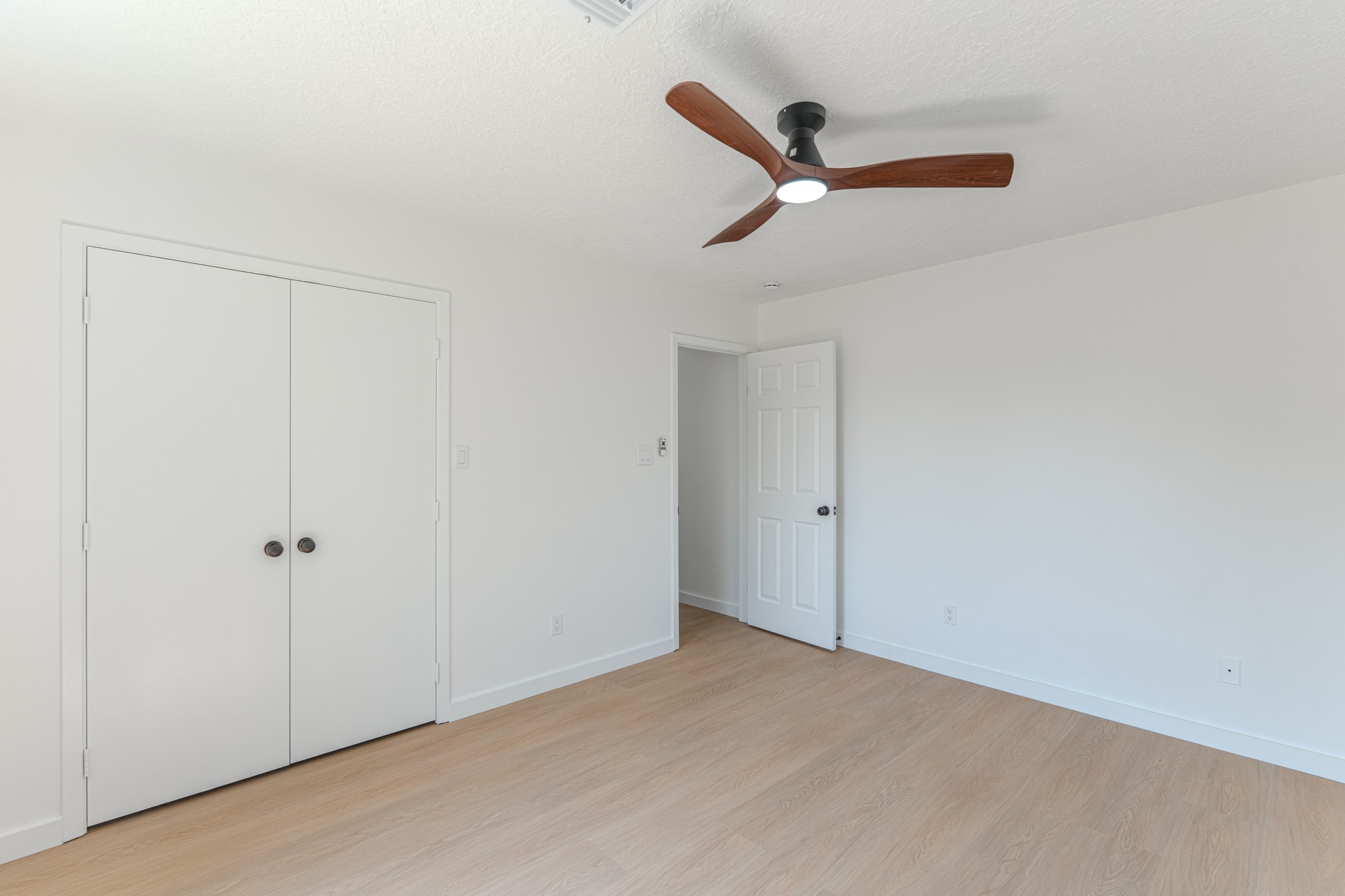 7083 Gentle Breeze Drive Property Photo 26