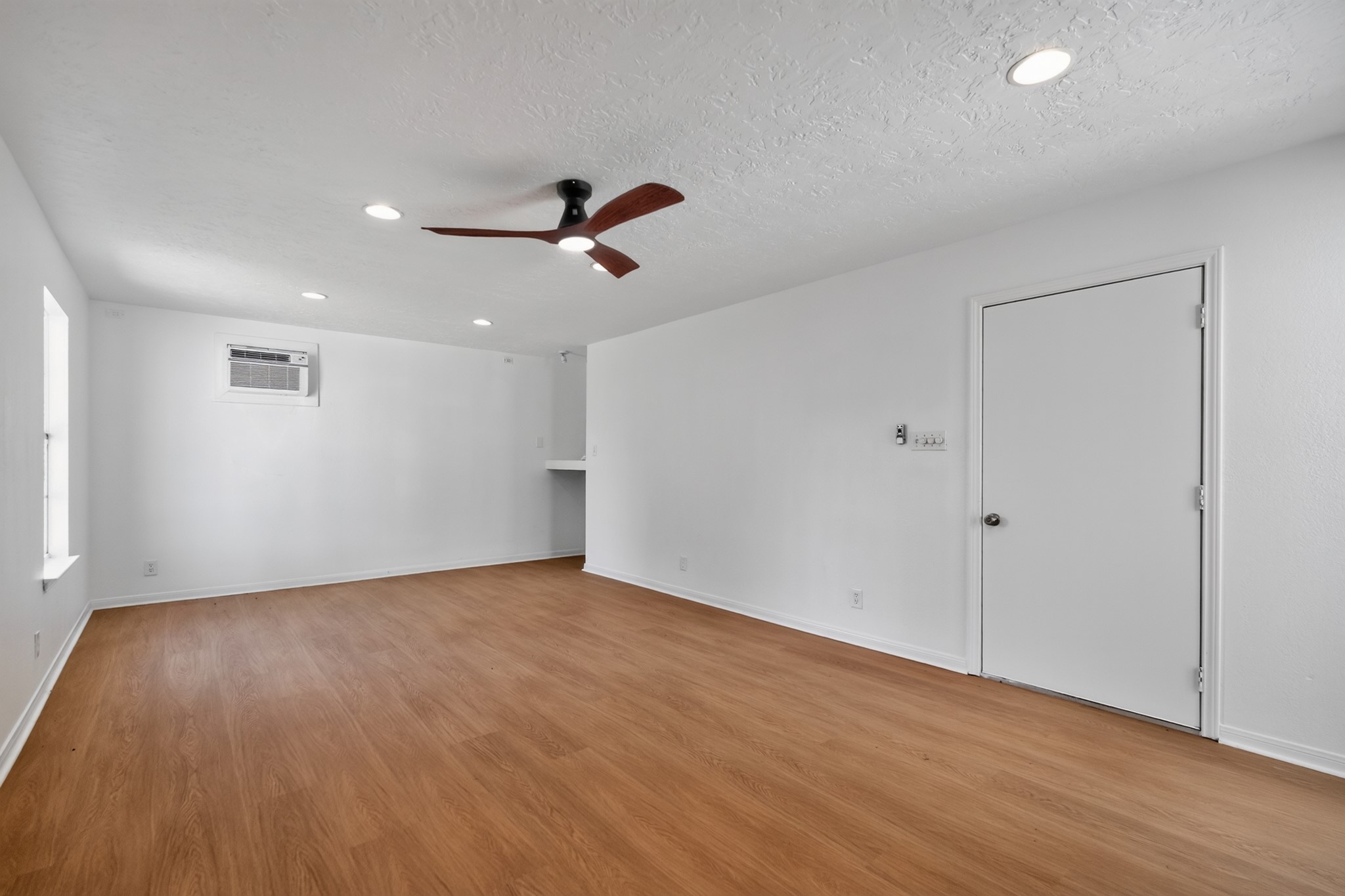 7083 Gentle Breeze Drive Property Photo 40