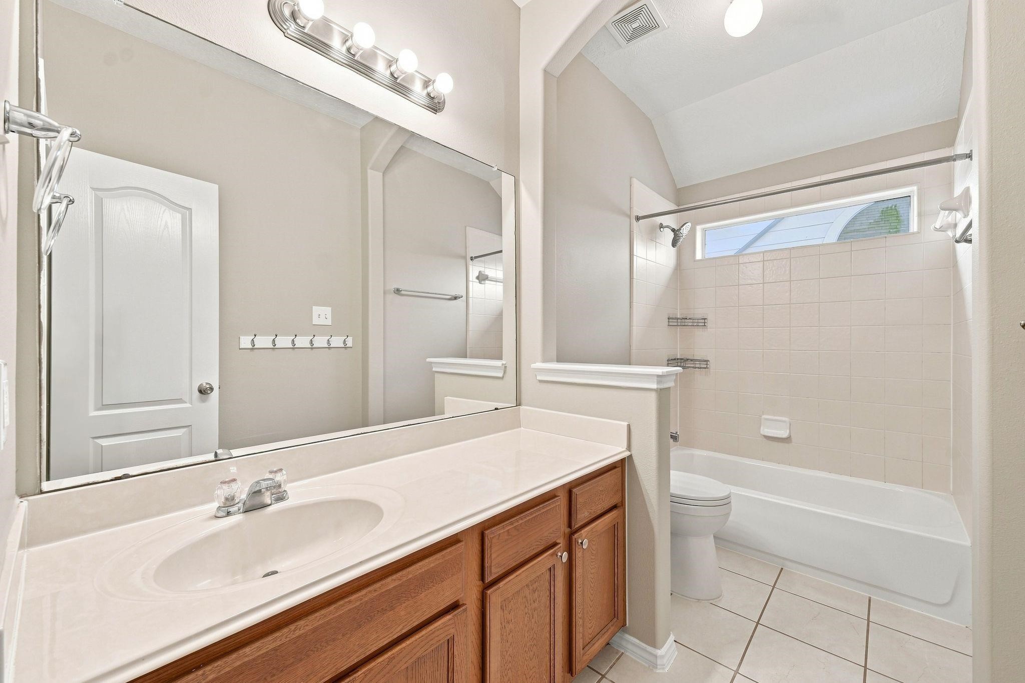 18810 Lantern Cove Lane Property Photo 30