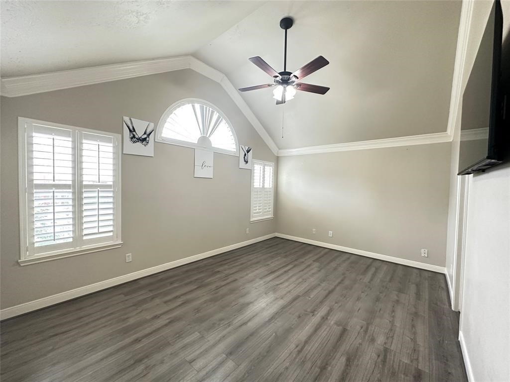 1526 Waterside Village Drive Property Photo 7