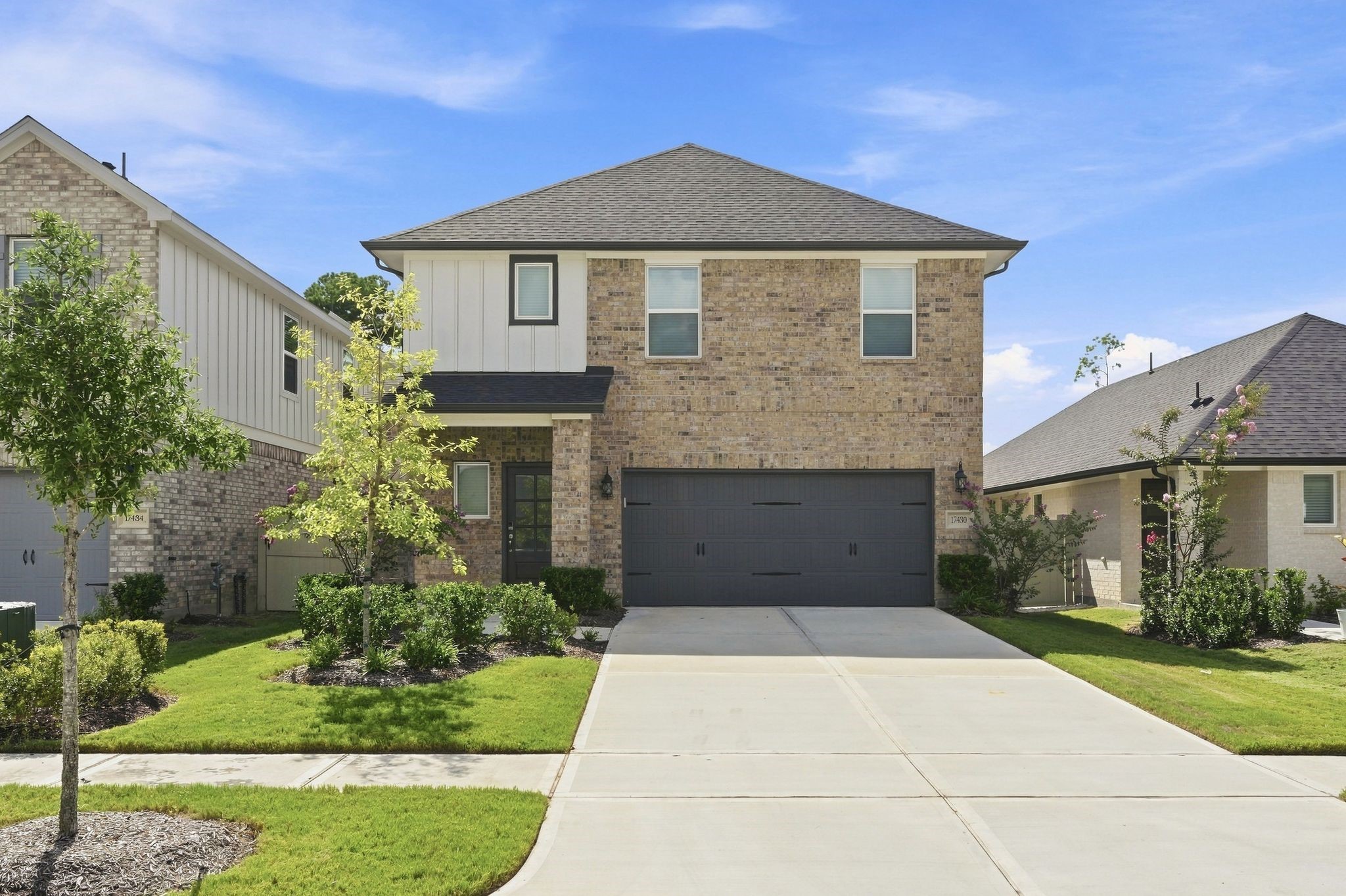 17430 Rosette Grass Drive Property Photo 1