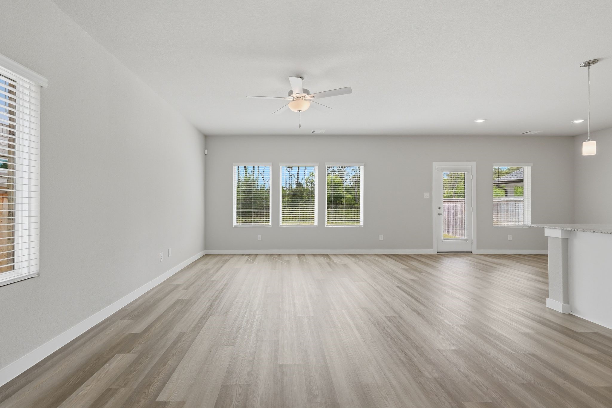 17430 Rosette Grass Drive Property Photo 5