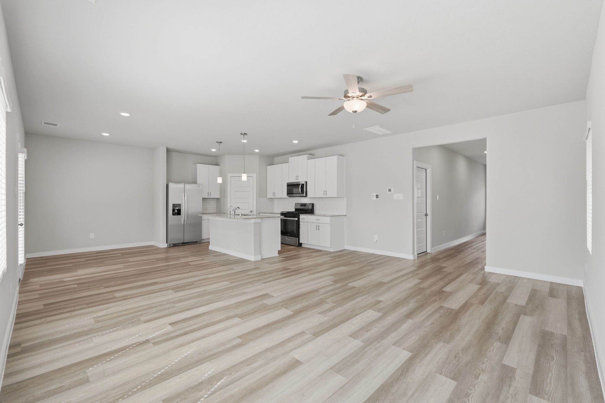 17430 Rosette Grass Drive Property Photo 7