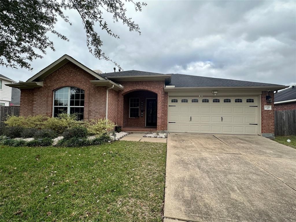 1526 Waterside Village Drive Property Photo 1