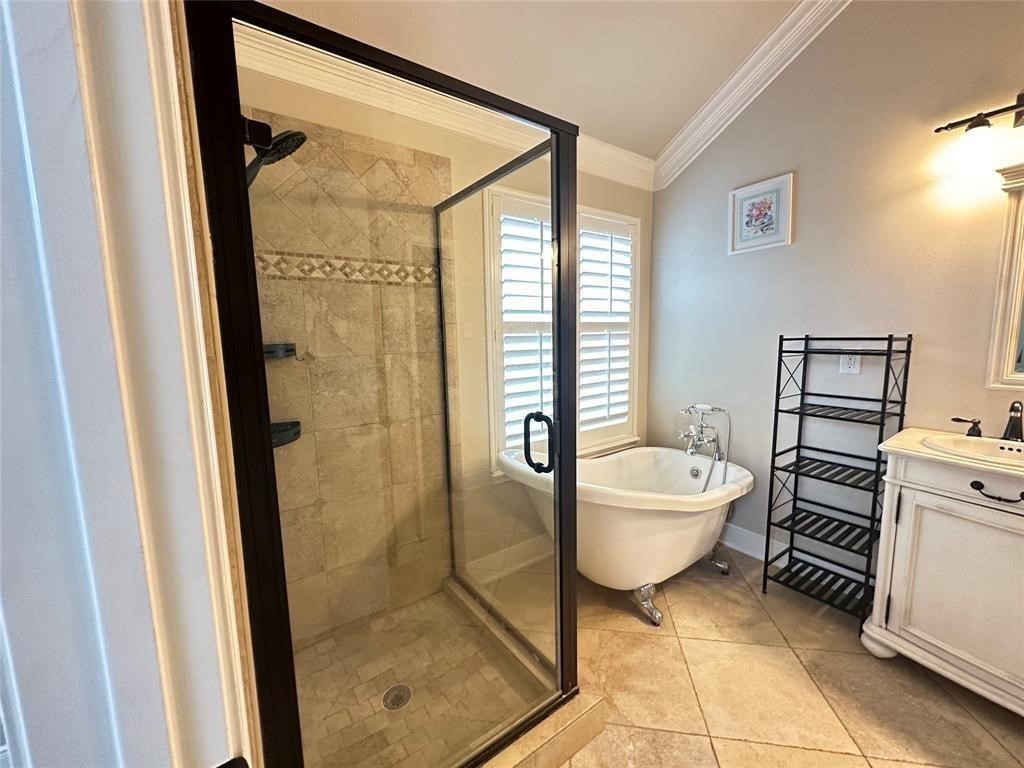 1526 Waterside Village Drive Property Photo 13