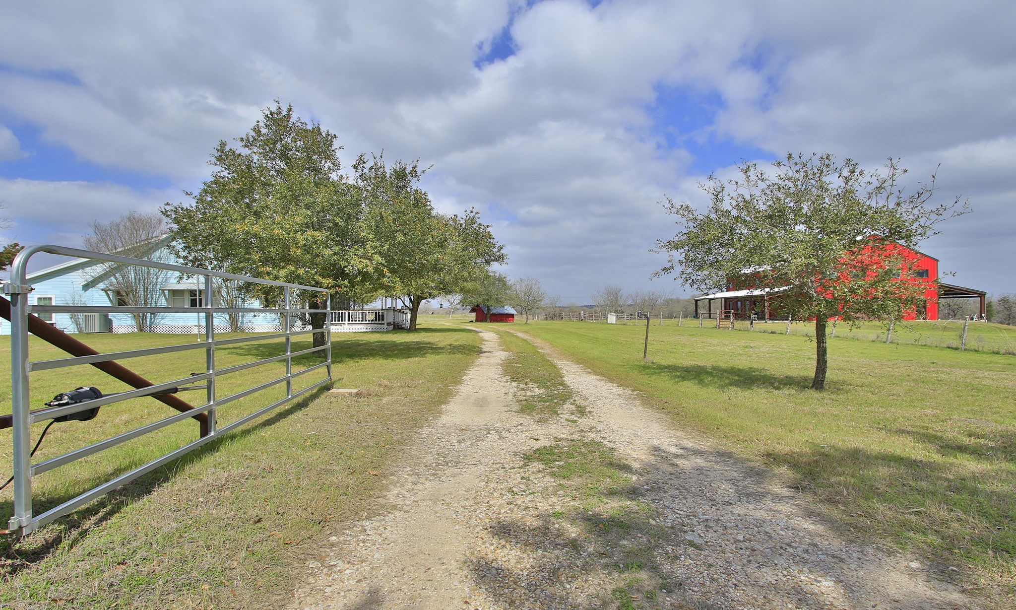 3750 County Road 185 Property Photo 3