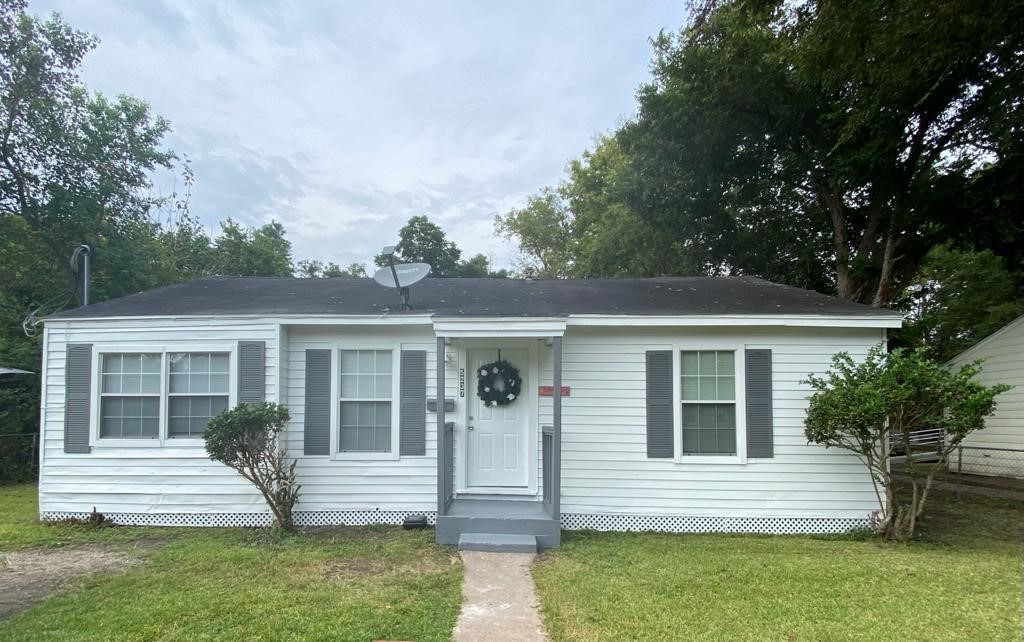 5237 Carmen Street Property Photo 1