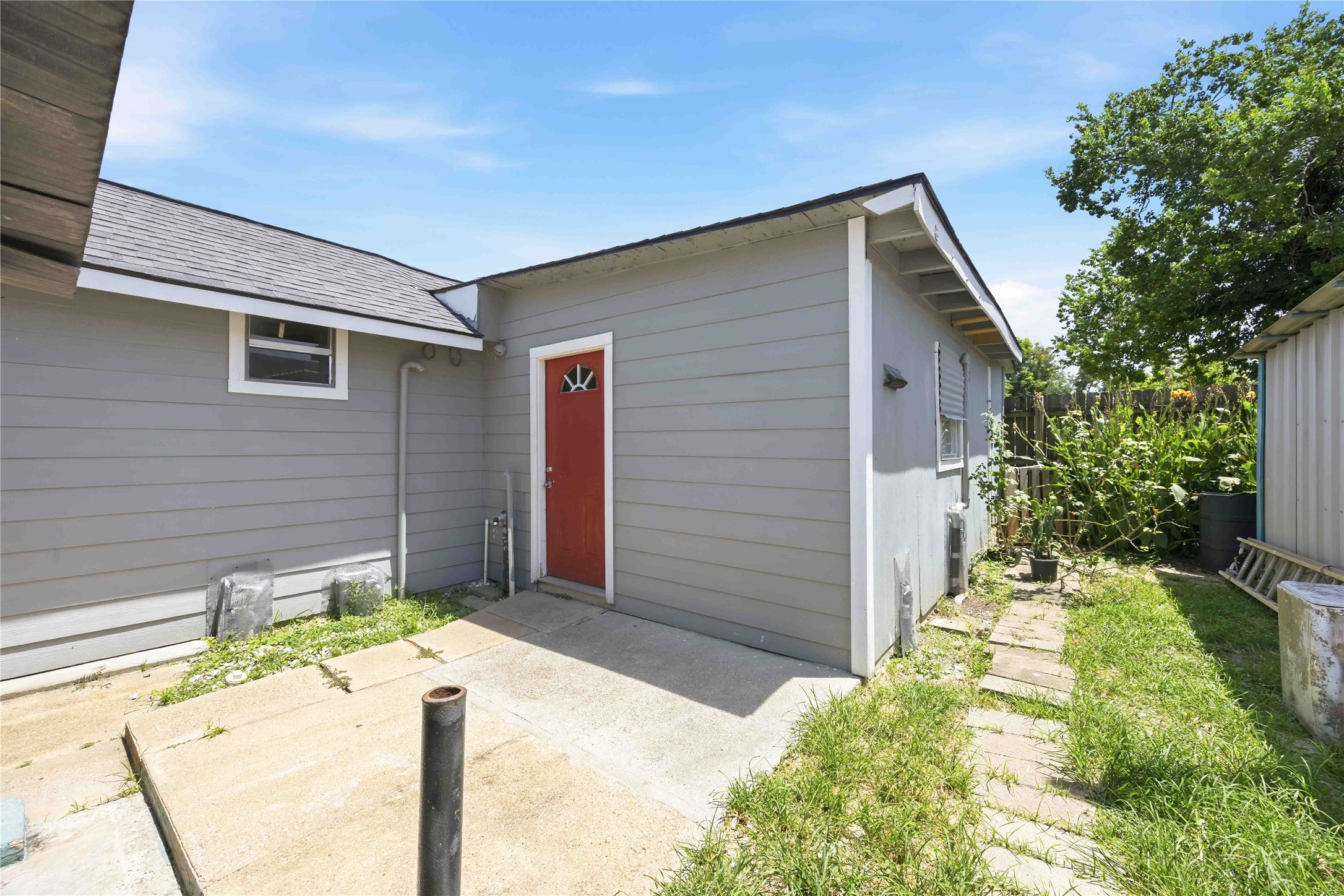9430 E Avenue K A Property Photo 19