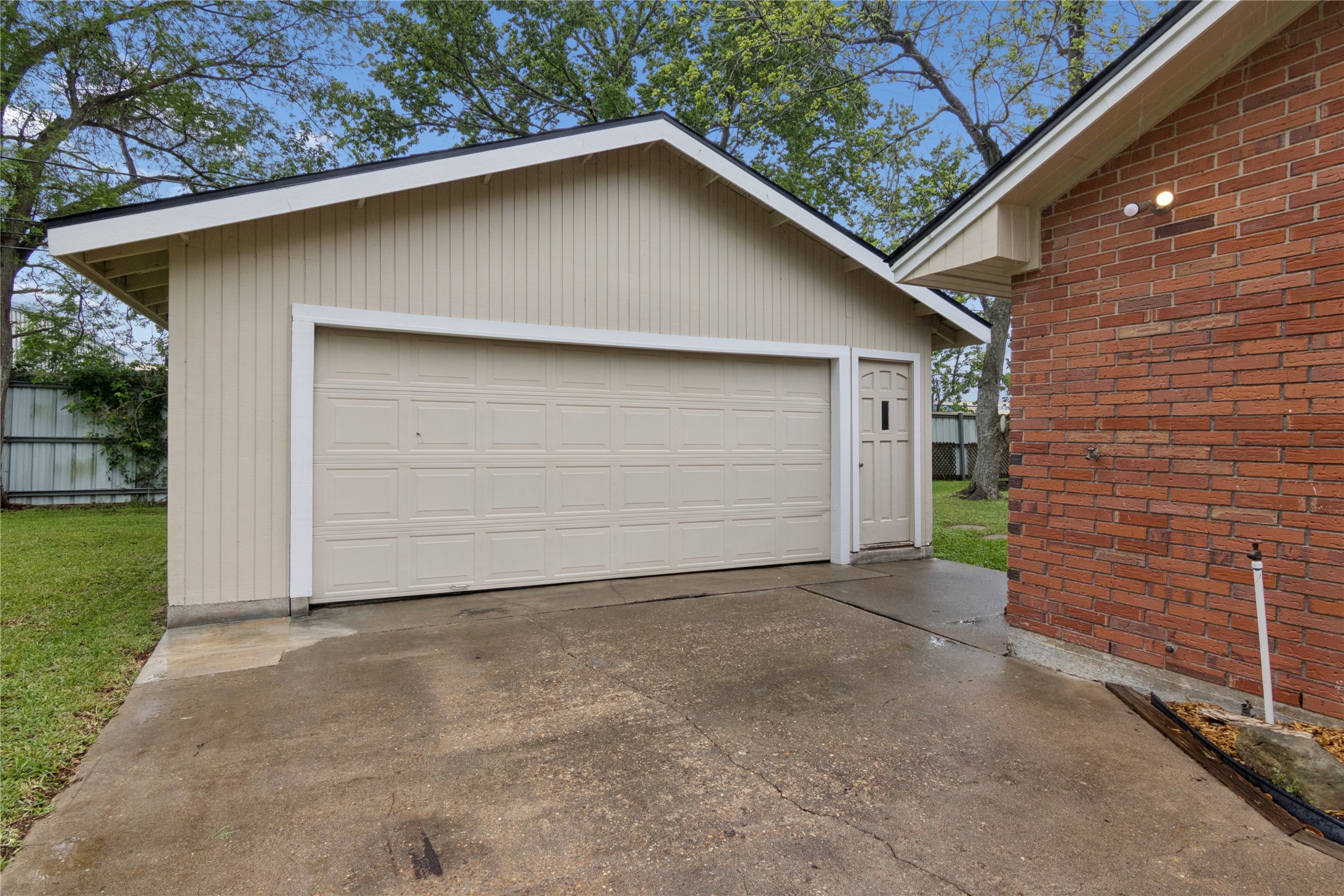 1206 Fay Avenue Property Photo 17
