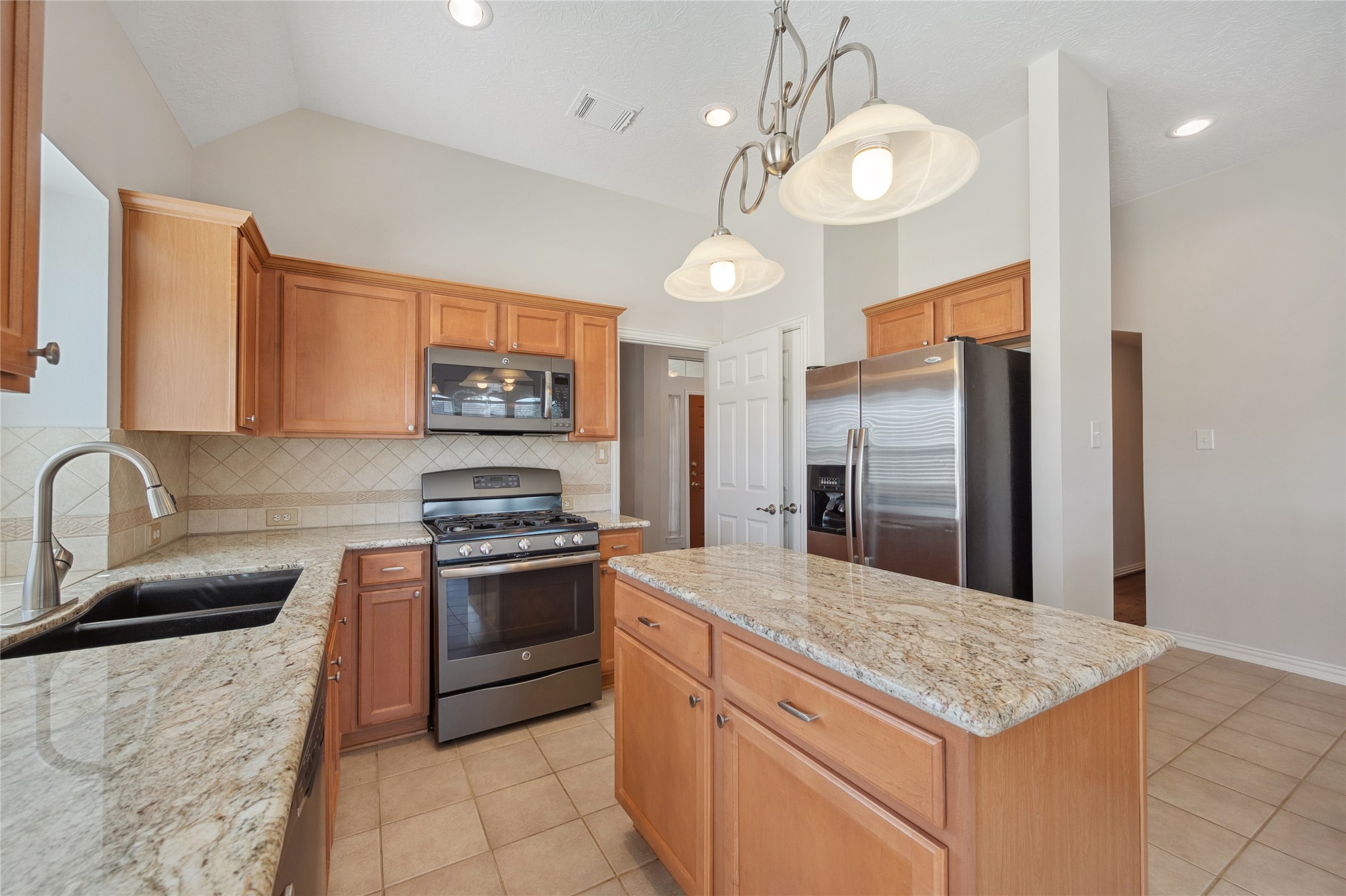 10234 Rosebud Lane Property Photo 10