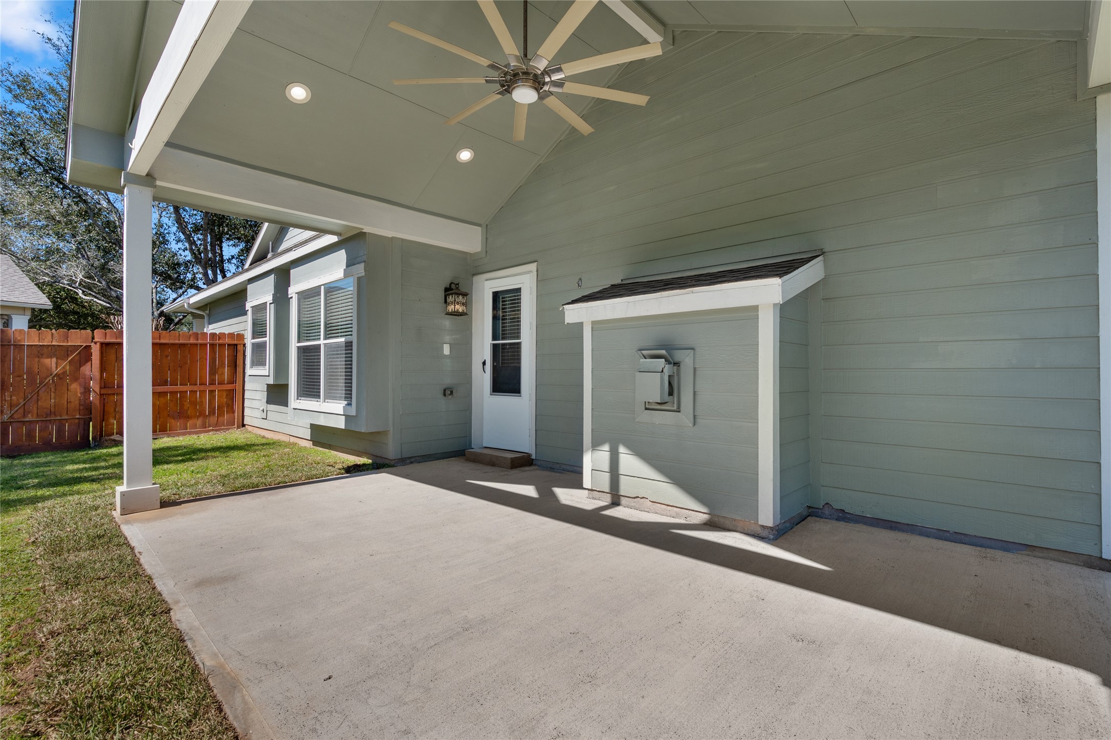 10234 Rosebud Lane Property Photo 25