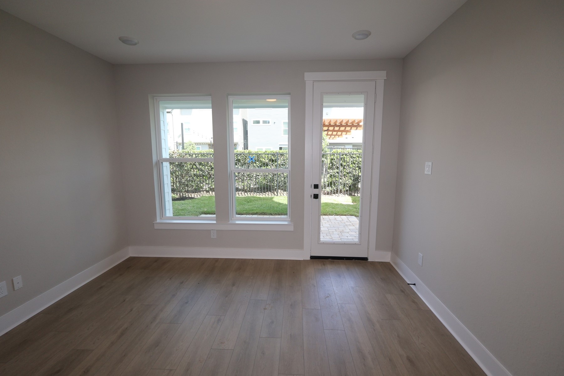 16020 Hayes Park Drive Property Photo 14