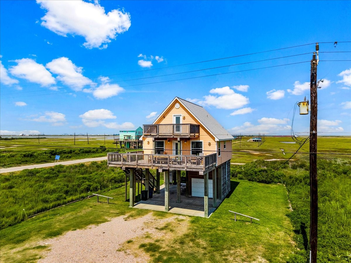 2301 Blue Water Highway Property Photo 3