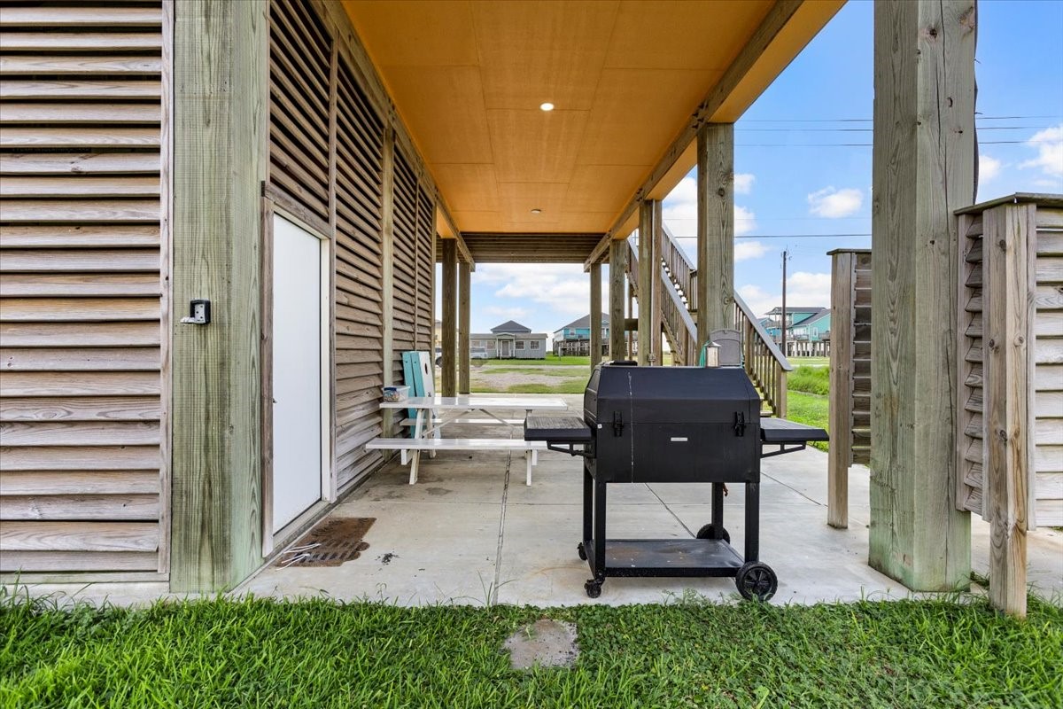 2301 Blue Water Highway Property Photo 11
