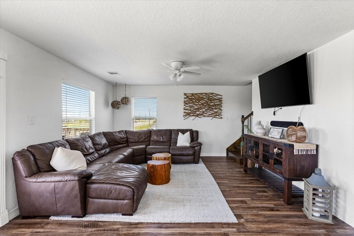 2301 Blue Water Highway Property Photo 23