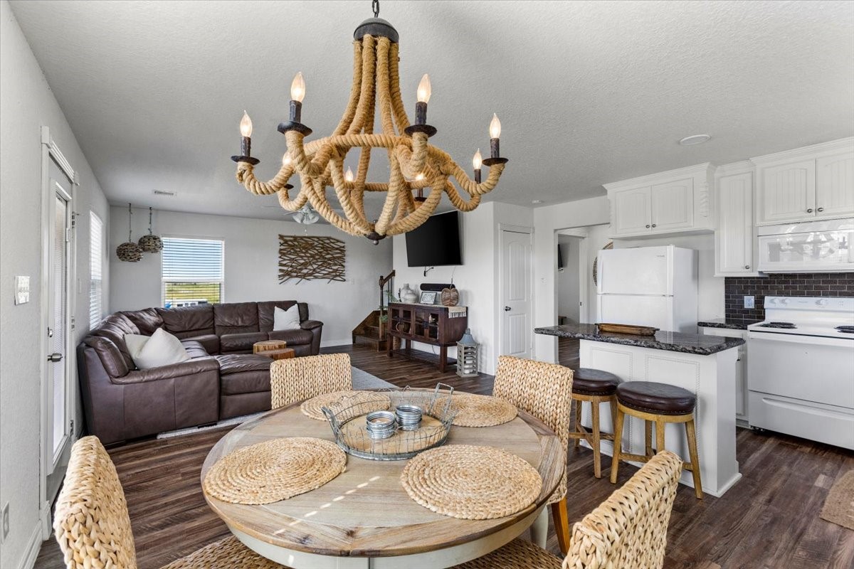 2301 Blue Water Highway Property Photo 35