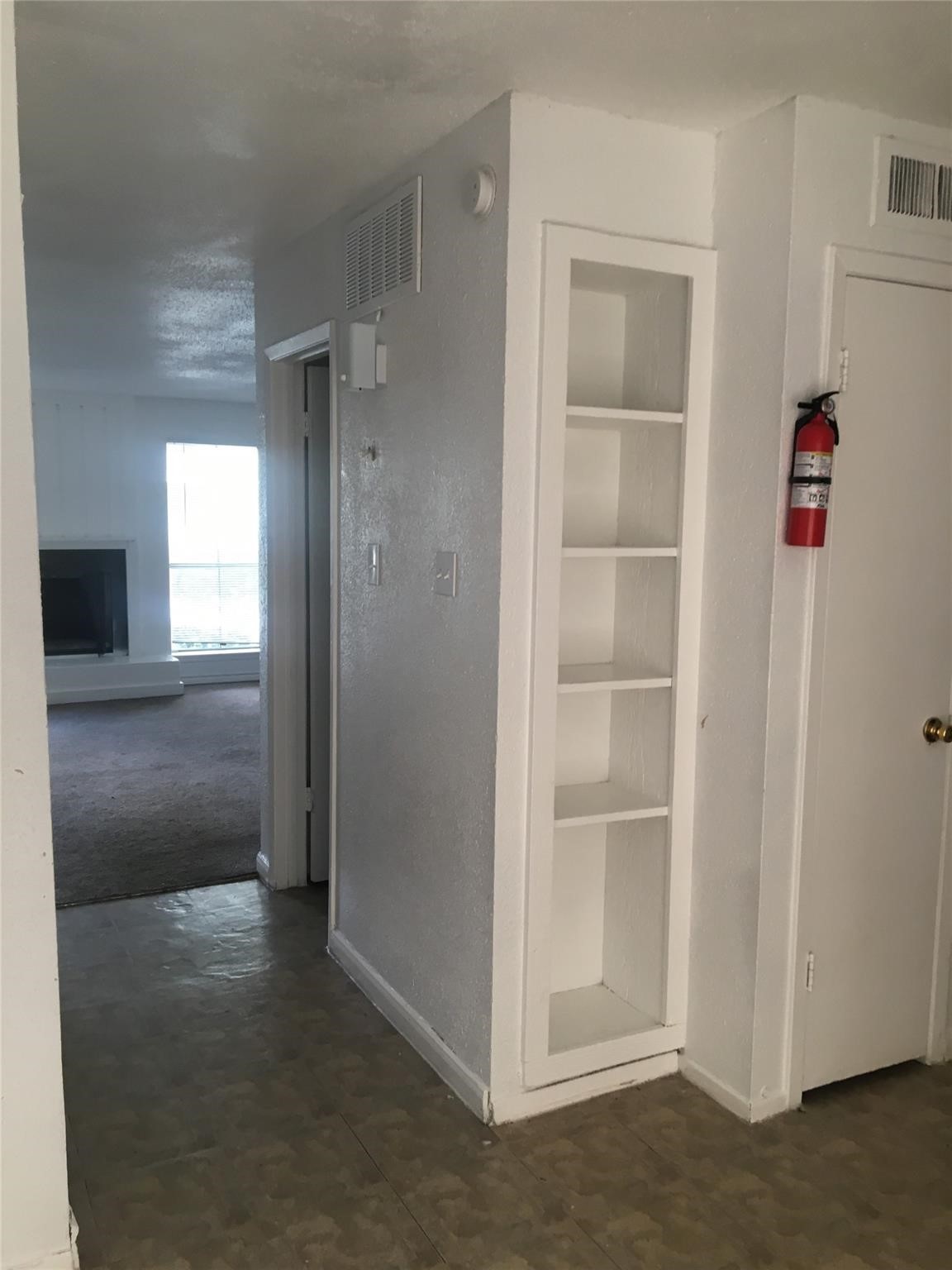 5625 Antoine Drive 1507 Property Photo 13