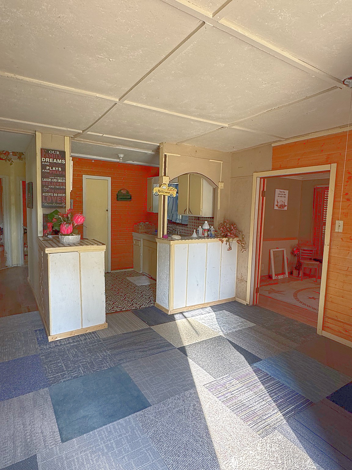 205 Joy Drive Property Photo 3