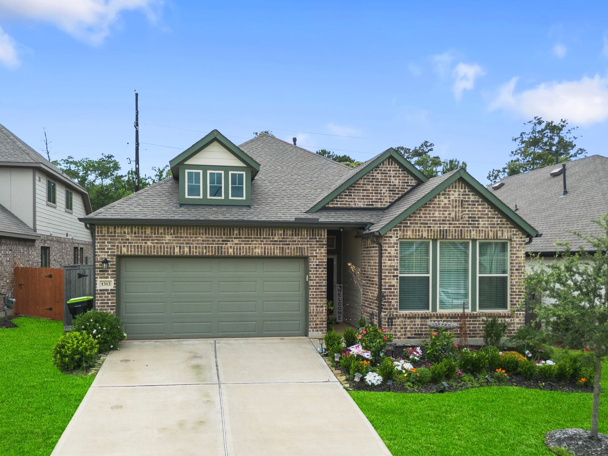 1313 Lakeside Creek Road Property Photo 1