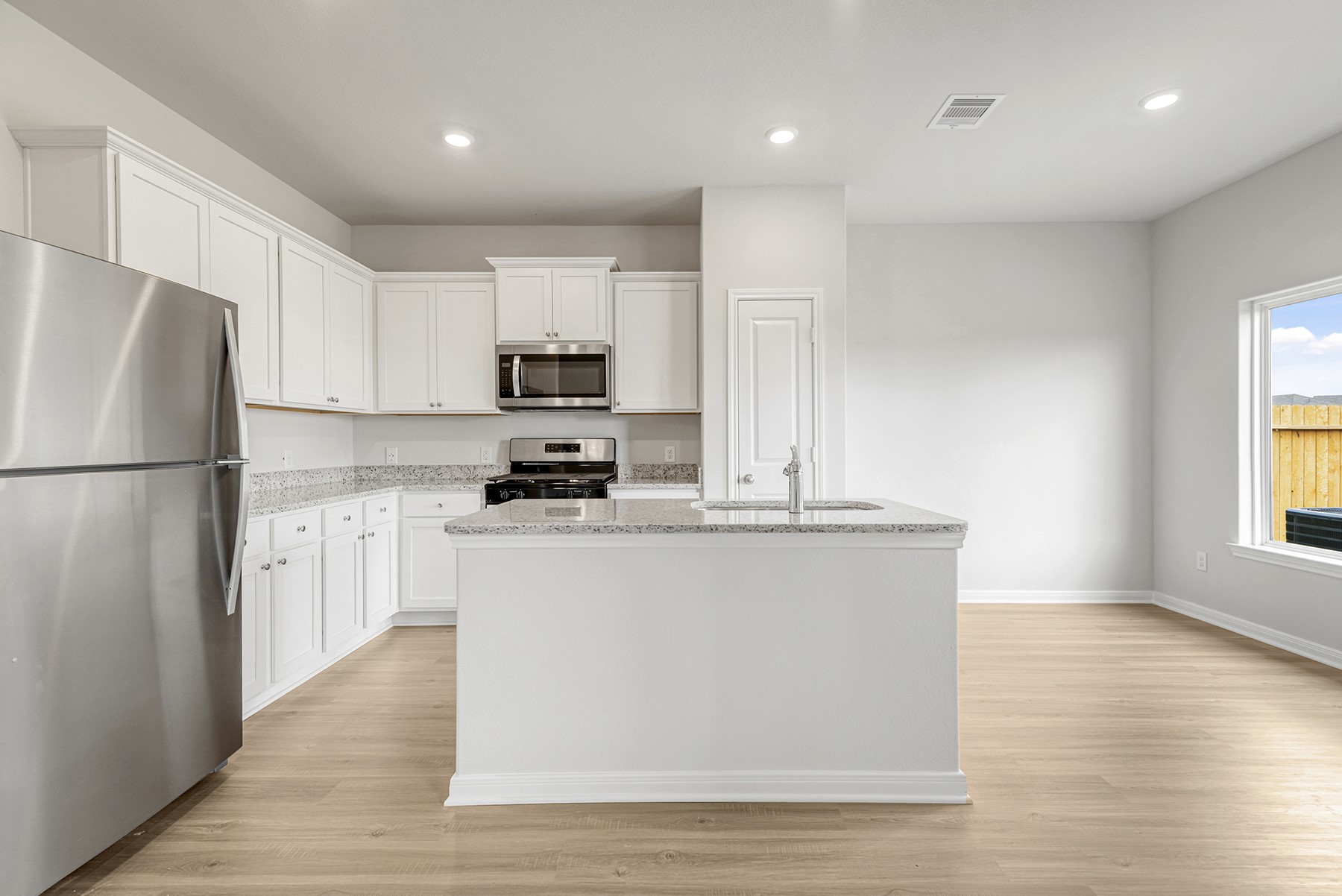 460 Beechwood Hacidenda Drive Property Photo 6
