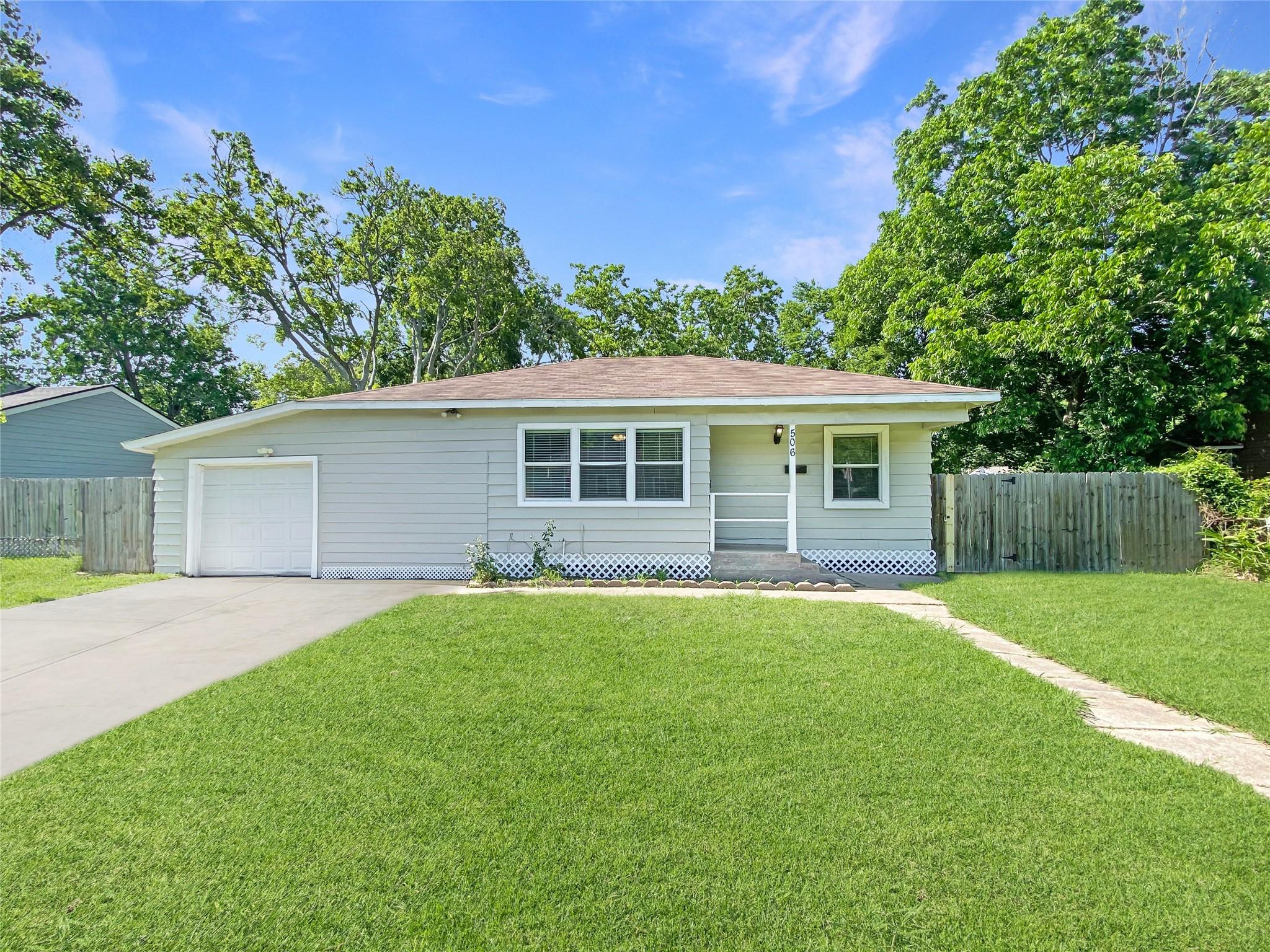 506 Azalea Drive, La Marque Tx 77568 Property Photo 1