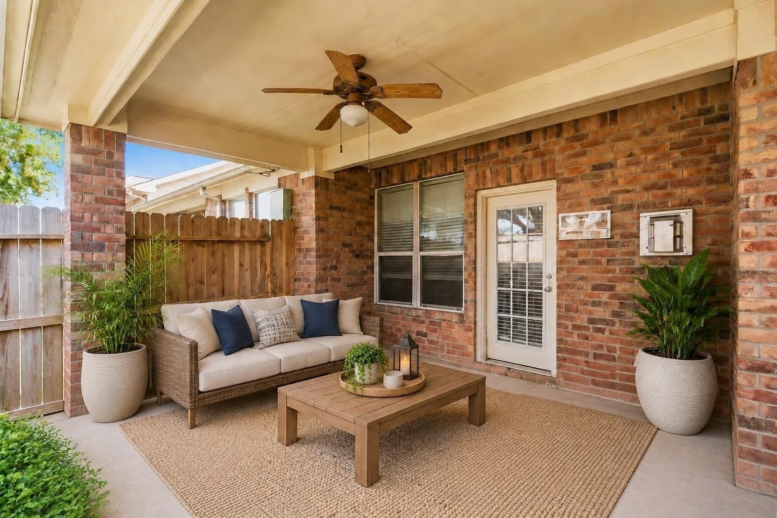 10534 Willow Park View Property Photo 6
