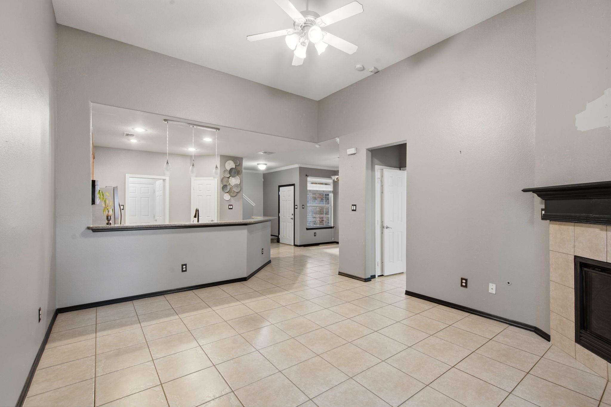10534 Willow Park View Property Photo 12
