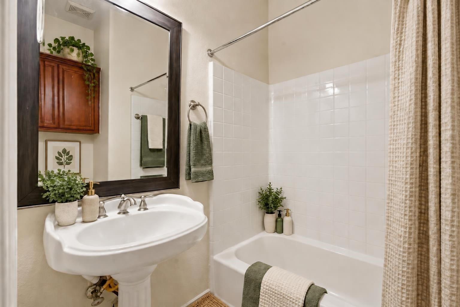 10534 Willow Park View Property Photo 27