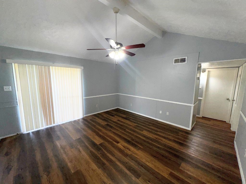 4806 Ripple Creek Drive Property Photo 6