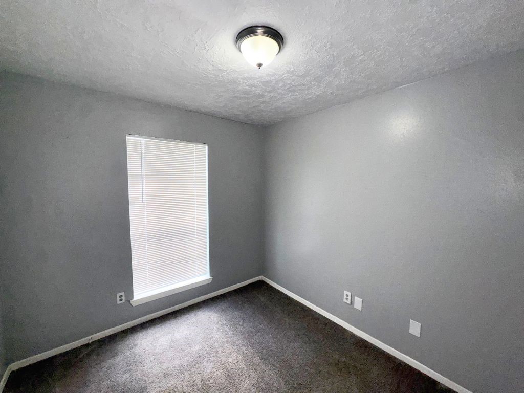 4806 Ripple Creek Drive Property Photo 7