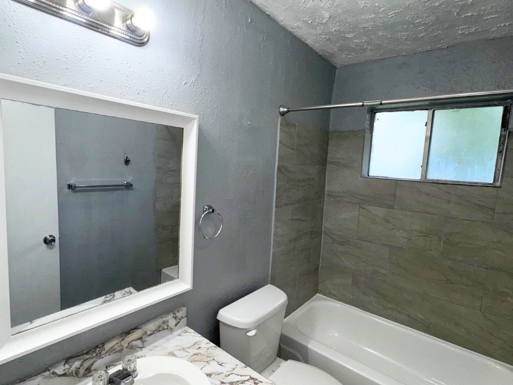 4806 Ripple Creek Drive Property Photo 18