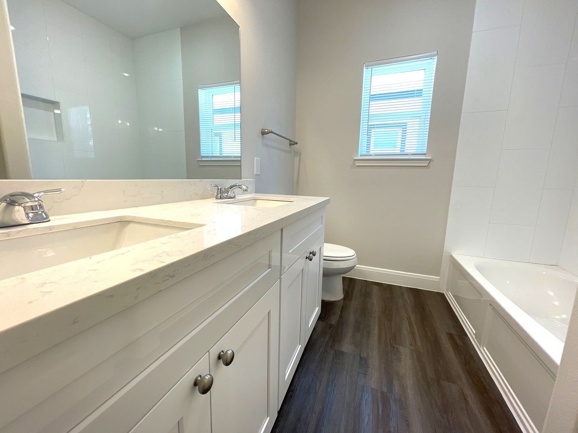 9327 Camay Drive B Property Photo 11